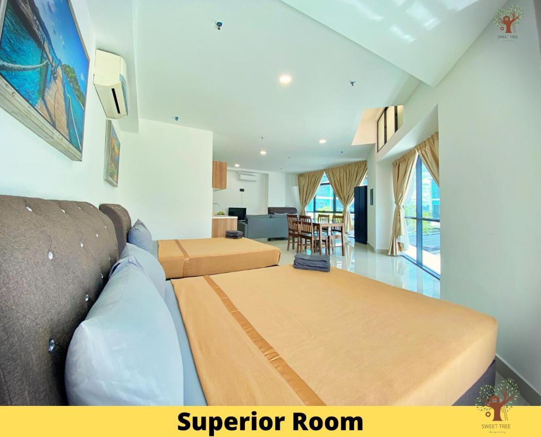 Sweet Tree Homestay ペタリンジャヤ エクステリア 写真